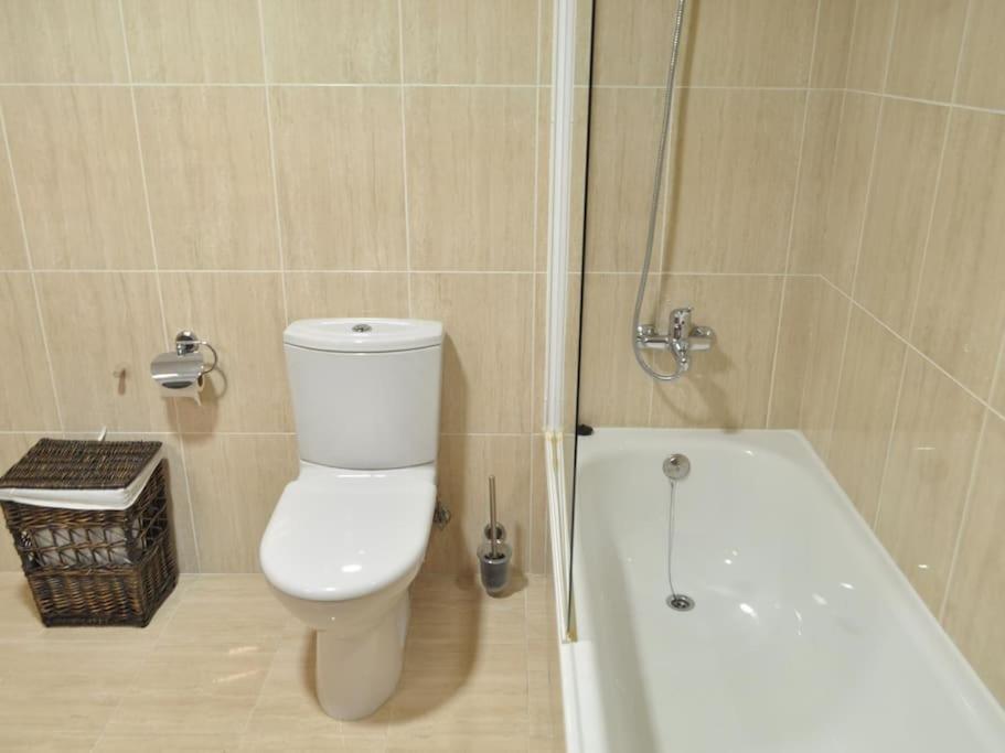 Acogedor Apartamento En Burriana Centro Bagian luar foto