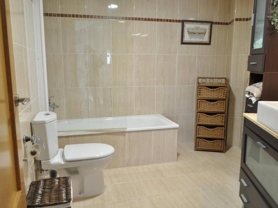 Acogedor Apartamento En Burriana Centro Bagian luar foto