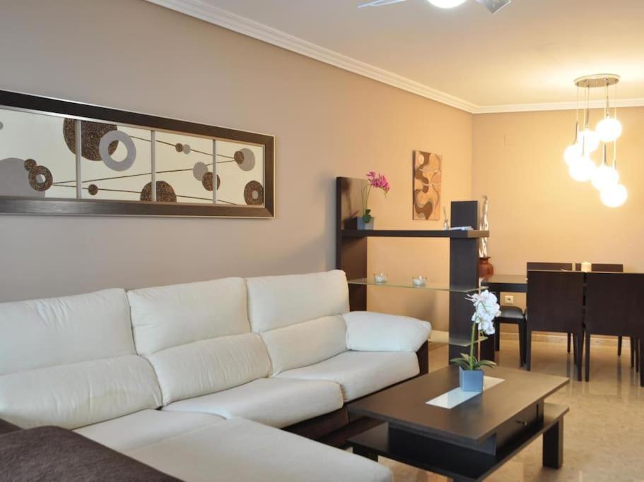 Acogedor Apartamento En Burriana Centro Bagian luar foto