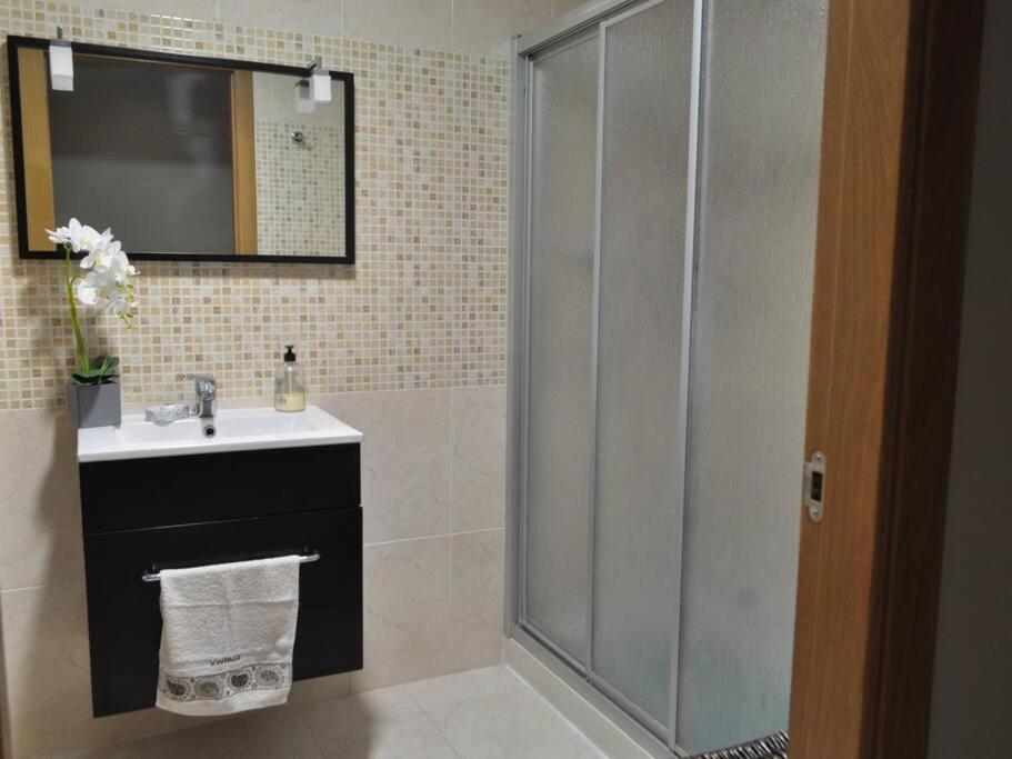 Acogedor Apartamento En Burriana Centro Bagian luar foto