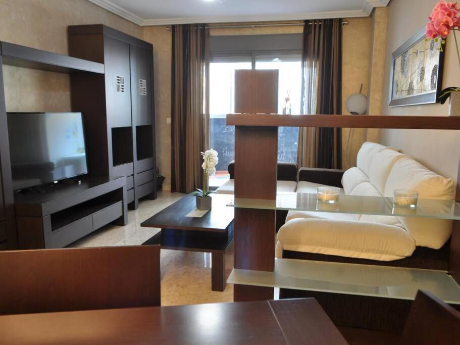 Acogedor Apartamento En Burriana Centro Bagian luar foto