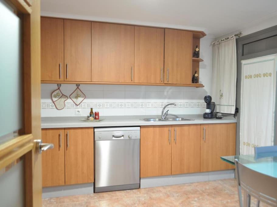 Acogedor Apartamento En Burriana Centro Bagian luar foto